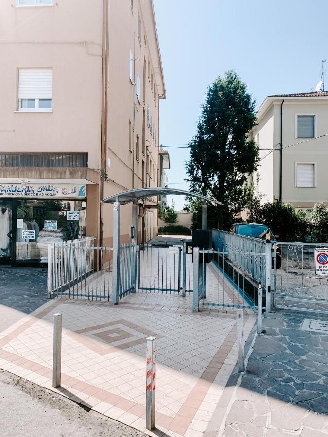 Appartamento Dario Campana 74 - Affitti Brevi Italia Римини Экстерьер фото